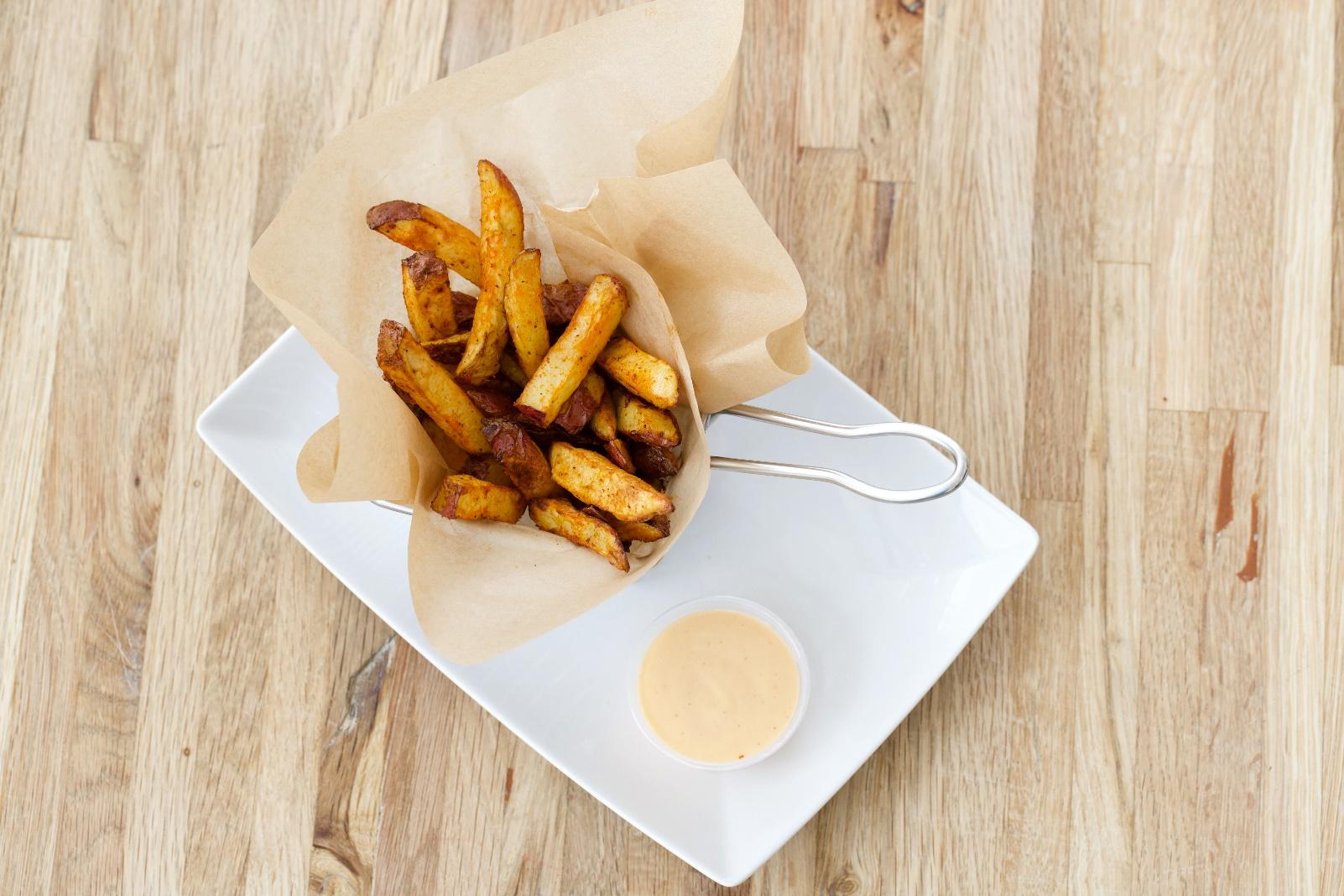 Crunch fries on a plate, The Real Food Academy Tampa baked fries recipe.